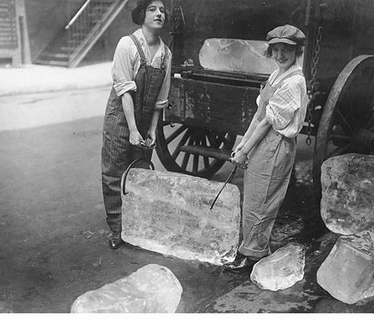 people taking pics.png